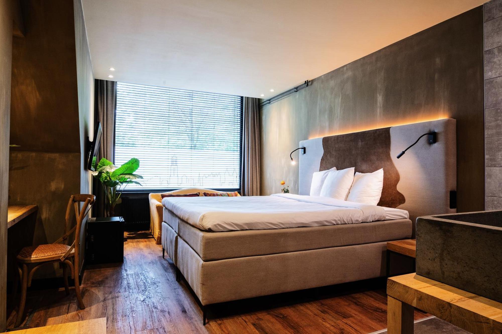 City Center Lodge Утрехт Екстериор снимка