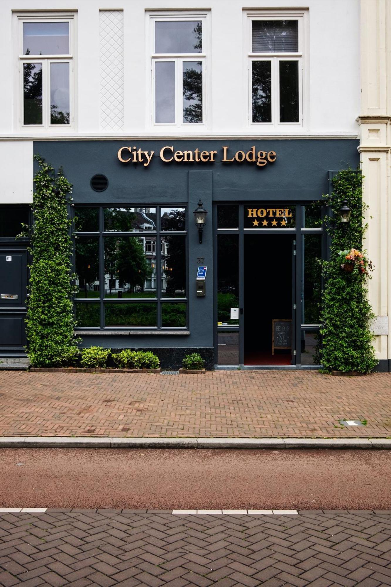 City Center Lodge Утрехт Екстериор снимка