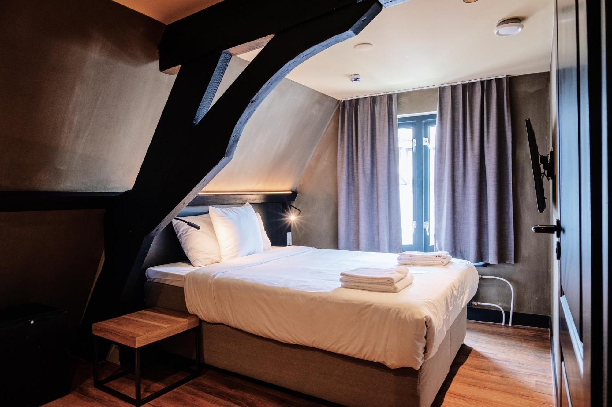 City Center Lodge Утрехт Екстериор снимка