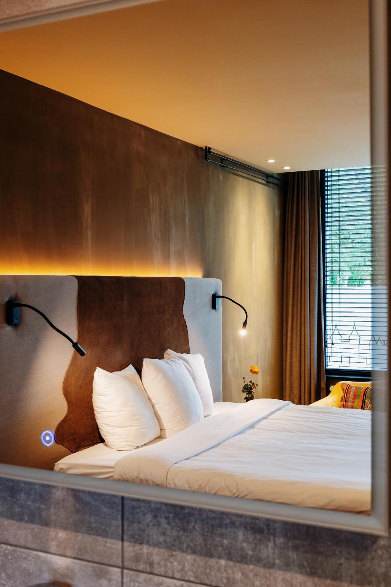 City Center Lodge Утрехт Екстериор снимка