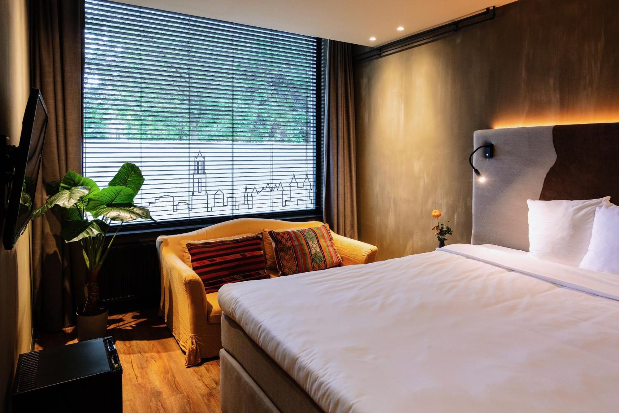 City Center Lodge Утрехт Екстериор снимка